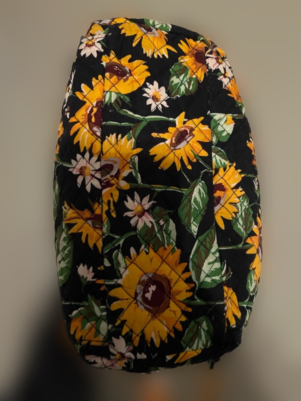 Vera Bradley Black Sunflower Quilted Crossbody with Card Holder-Retired Pattern🌻 - Picture 7 of 9